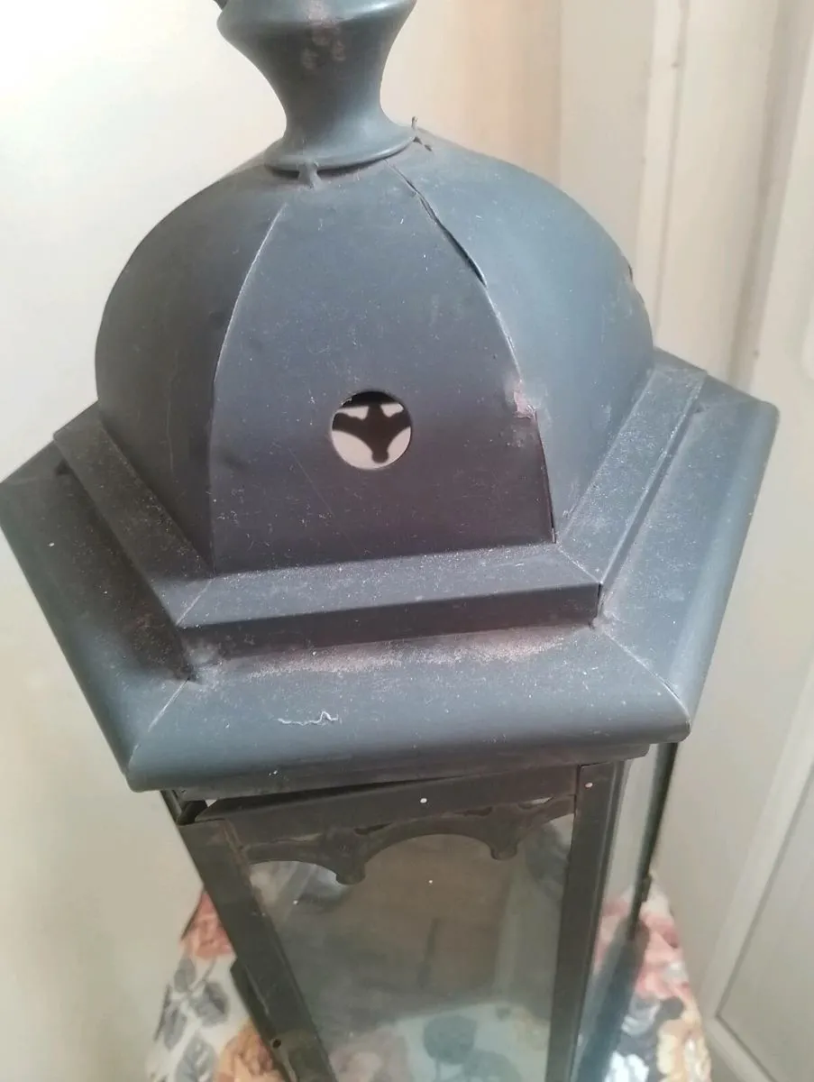 Metal lantern - Image 4