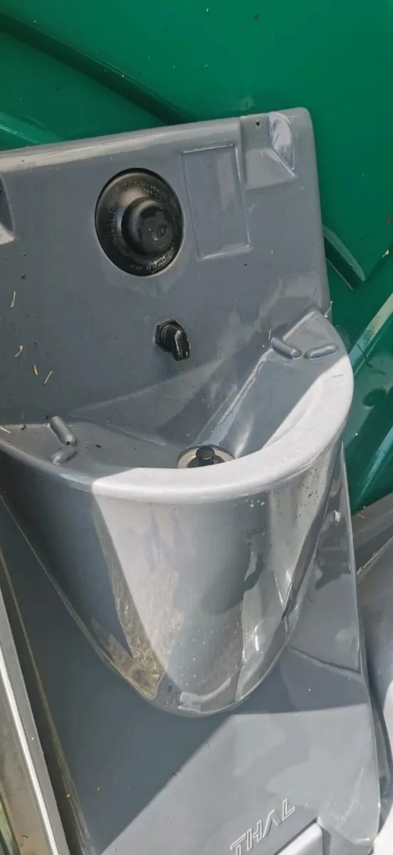 Portable toilet, - Image 2