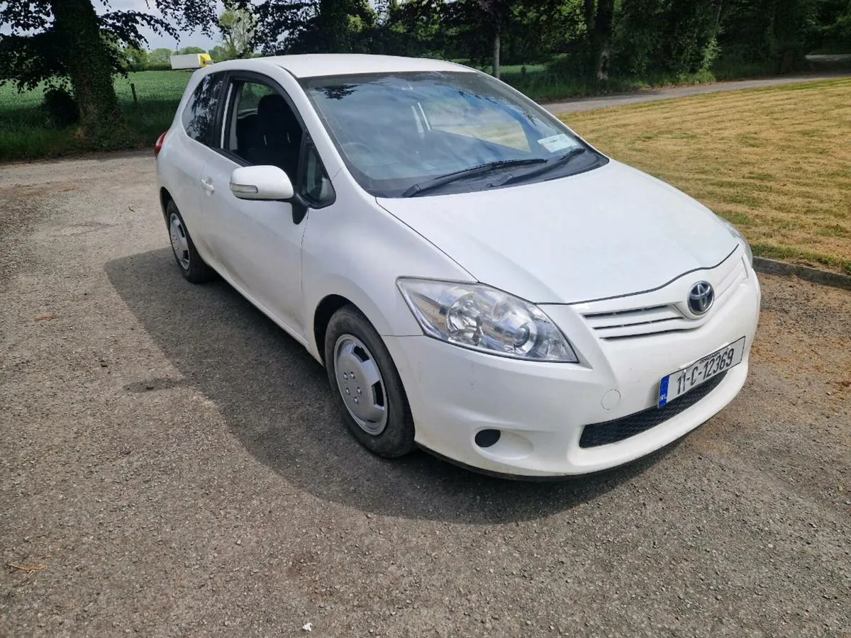 Toyota Auris Van.. - Image 1