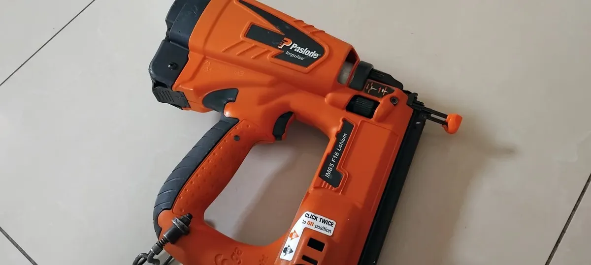 Paslode im65 F16 2nd fix Nail Gun"Fully Serviced" - Image 3