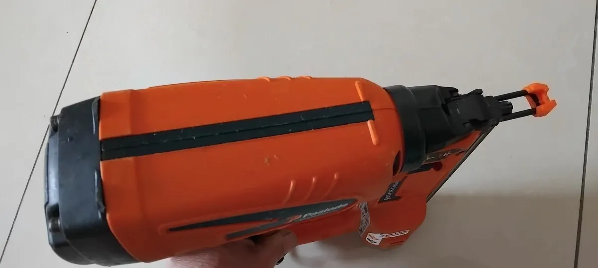 Paslode im65 F16 2nd fix Nail Gun"Fully Serviced" - Image 4