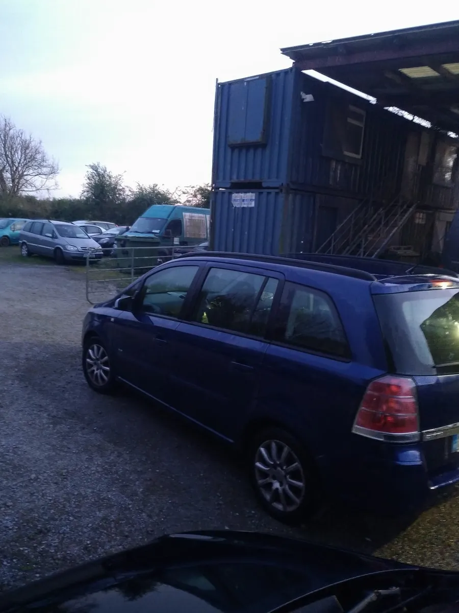 Opel Zafira 2006 - Image 1