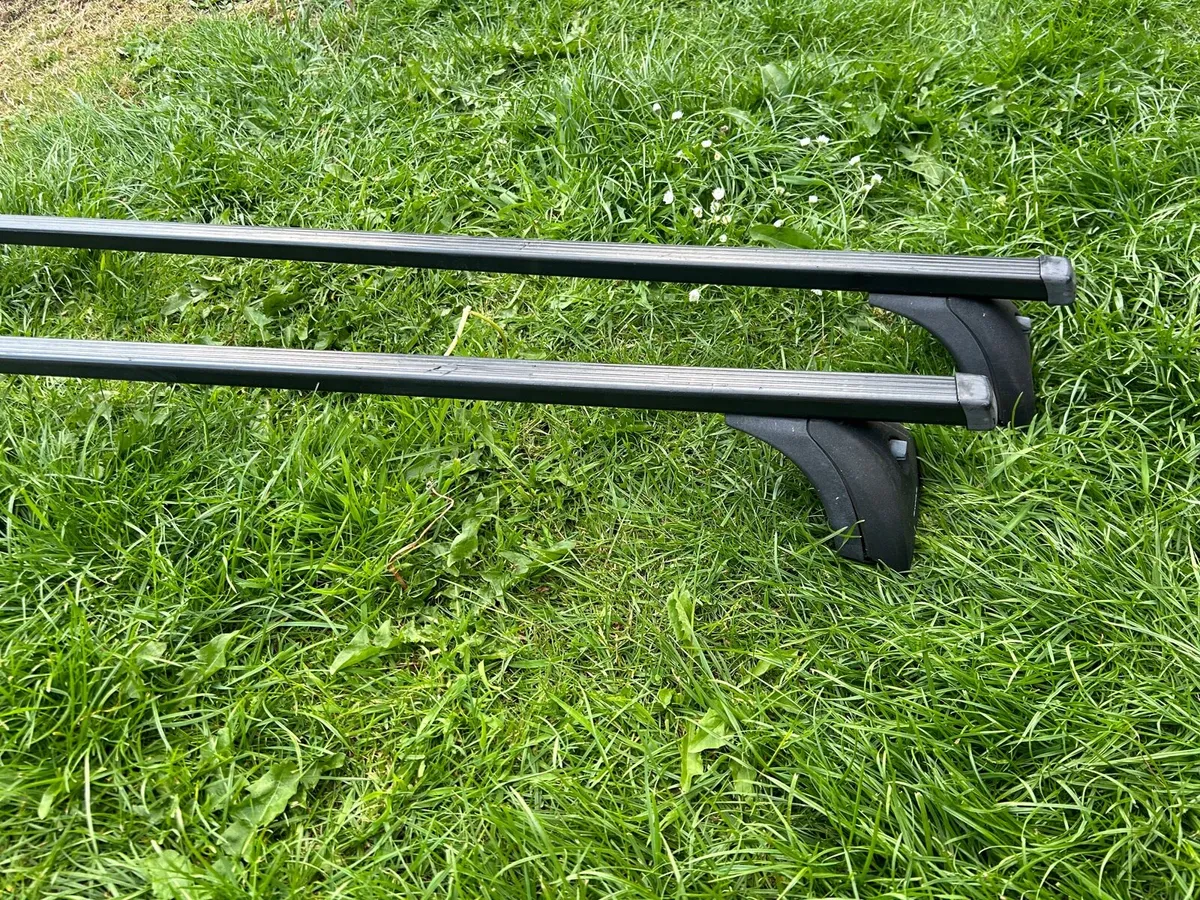 Roof Bars 1.3m - Image 4