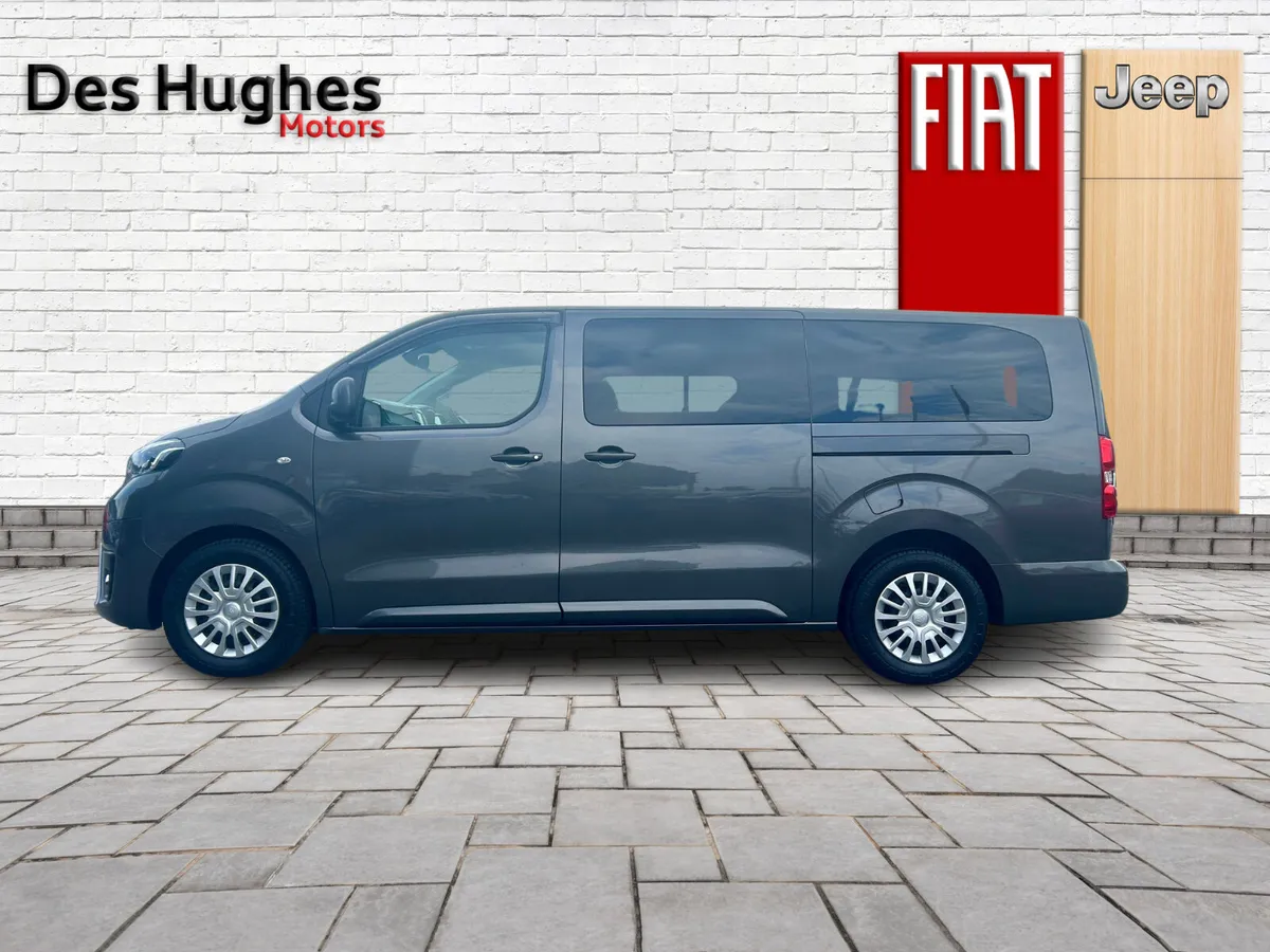 Toyota Proace 2022 Verso Shuttle 9 seater - Image 4
