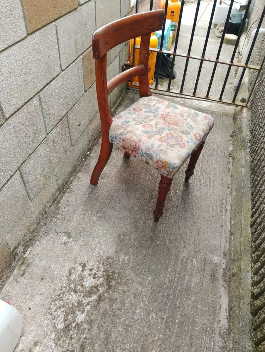 Antique chair - Image 4