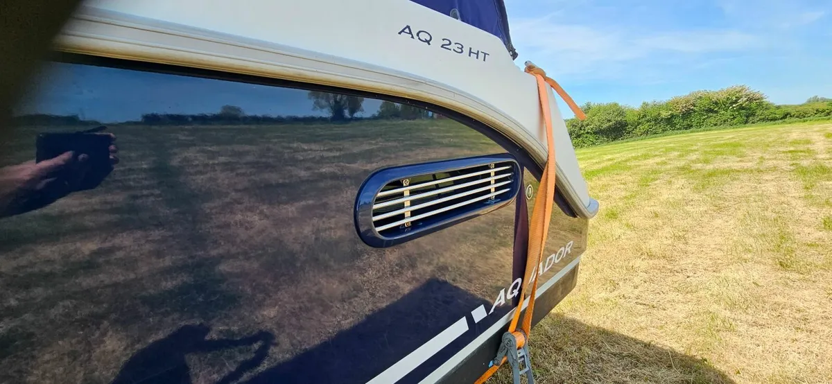 2003 Aquador 23HT Sports Cruiser - Image 3