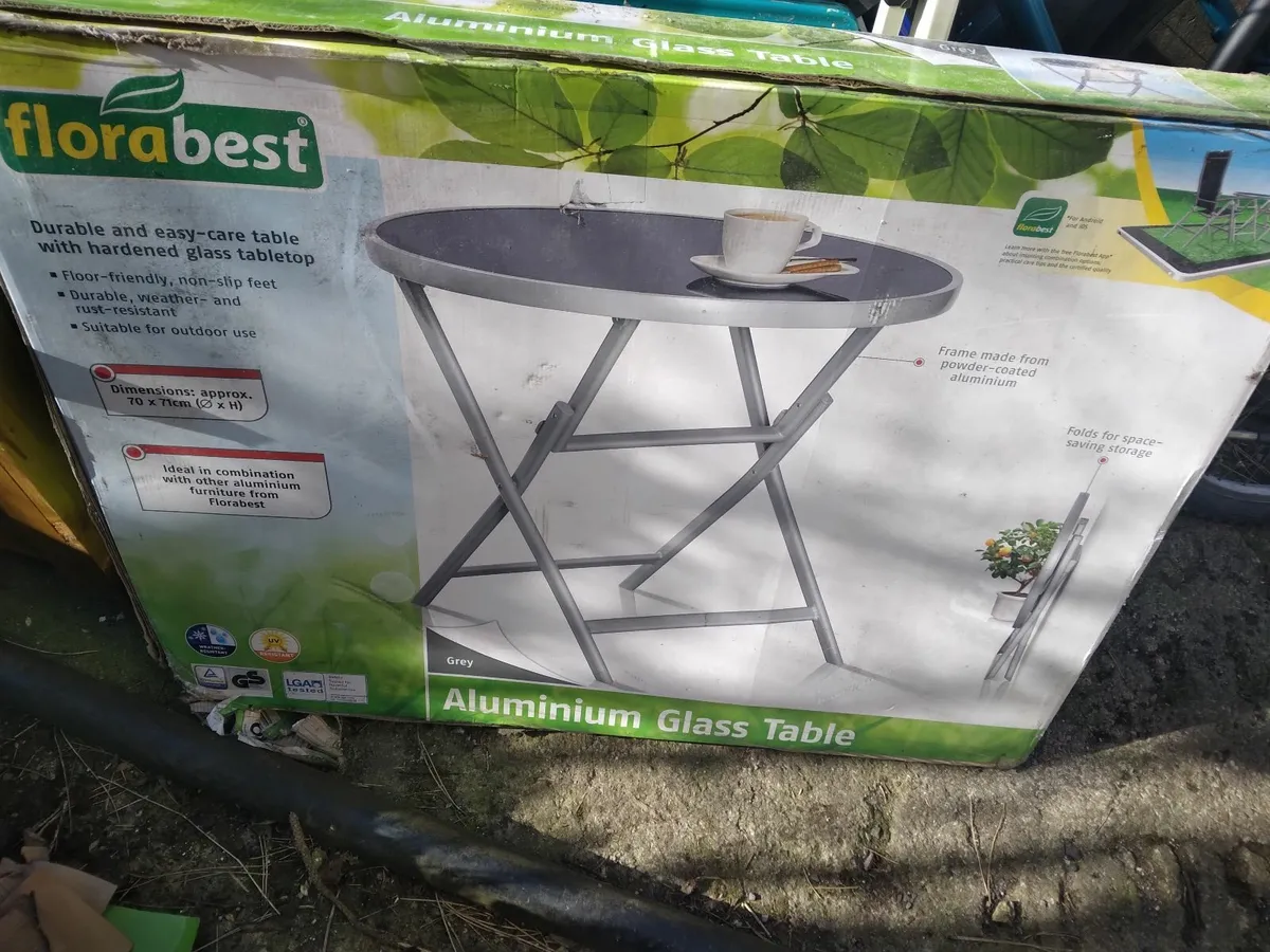 Tables - Image 4