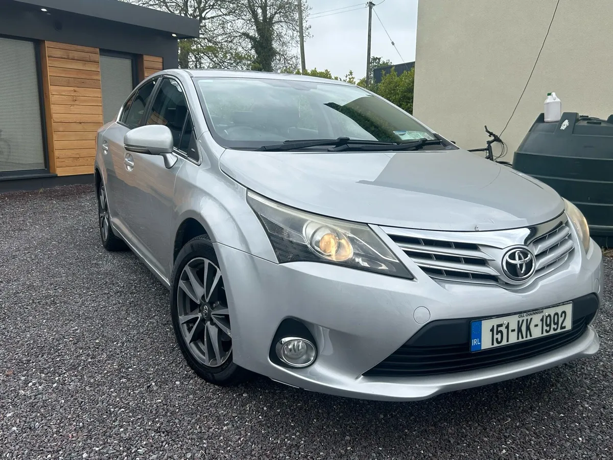 2015 Avensis NCT 2/26 - Image 4