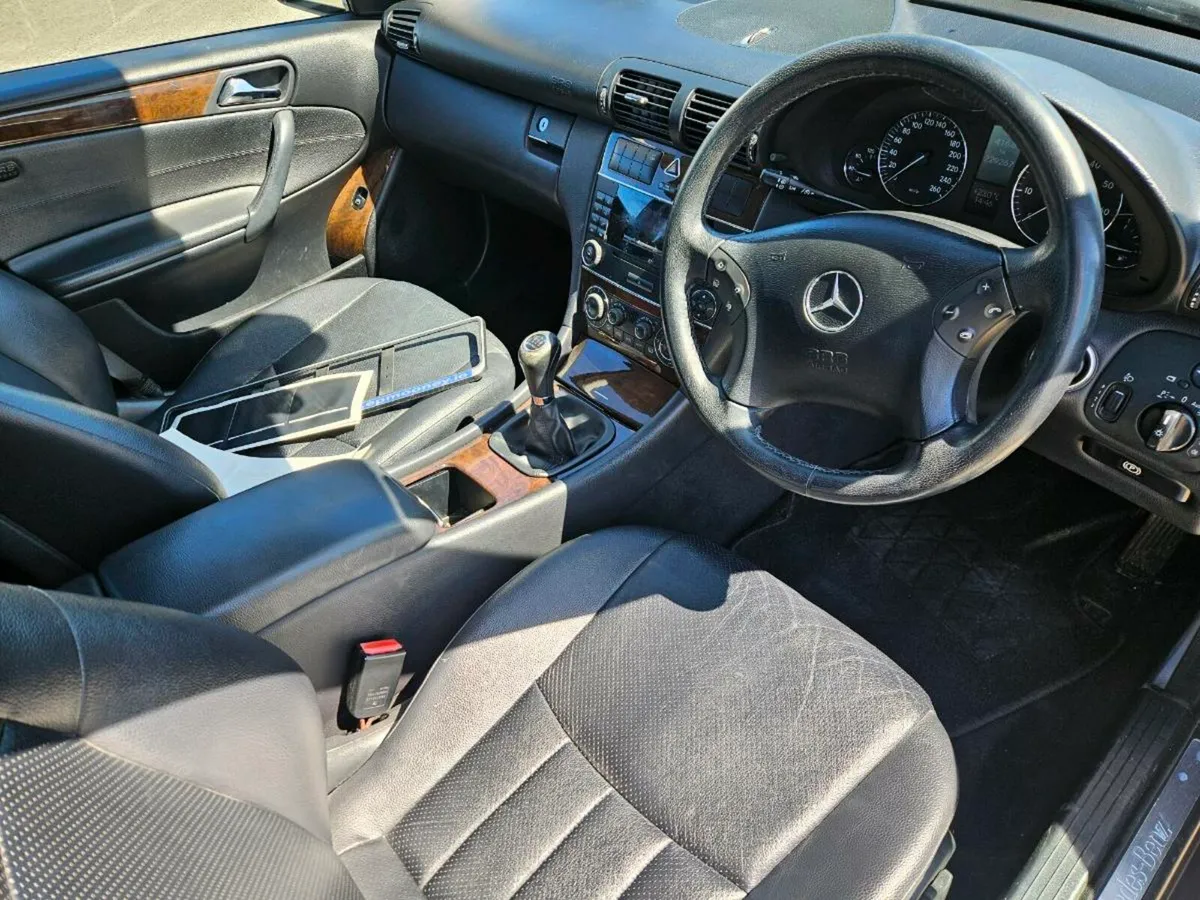 2005 Mercedes C200 Kompressor - Image 3