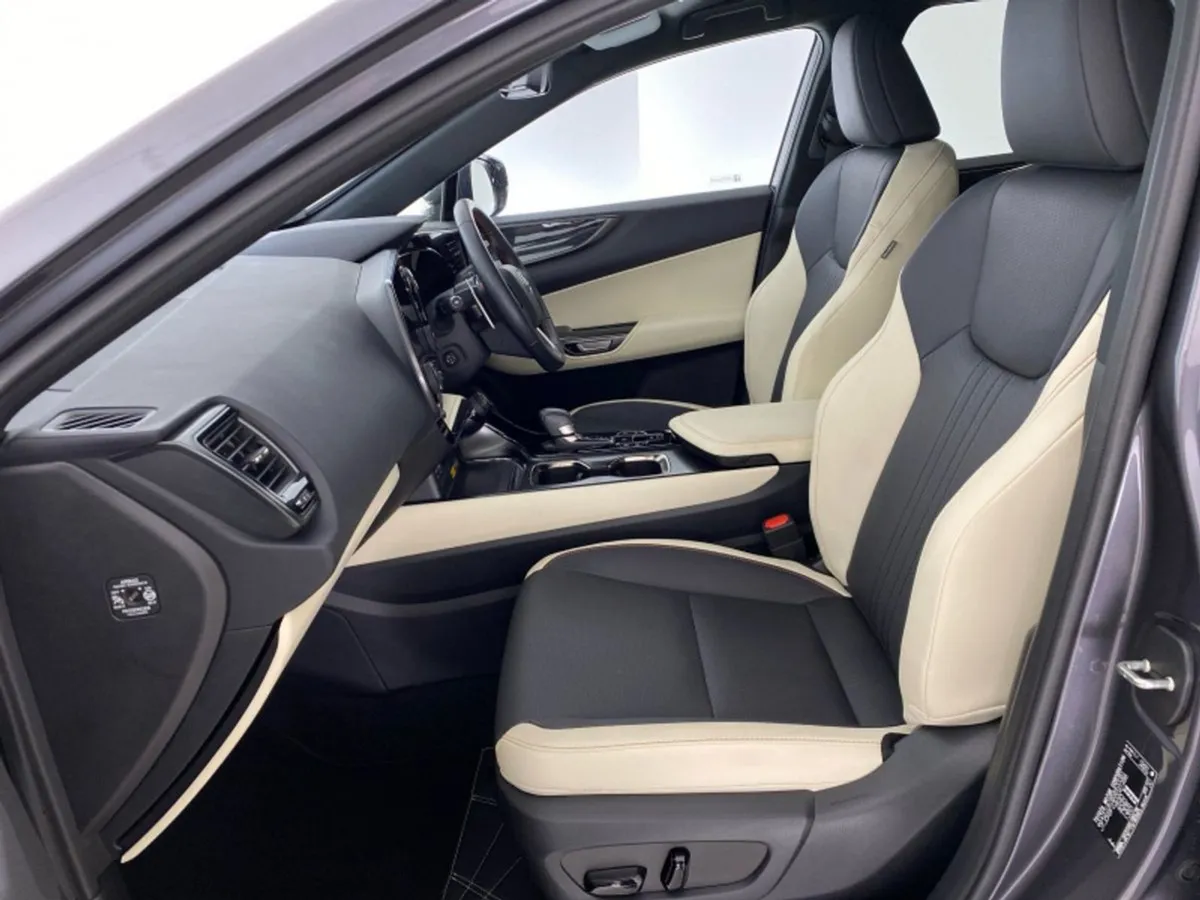 Lexus NX Nx450h  Executive AWD - Image 2