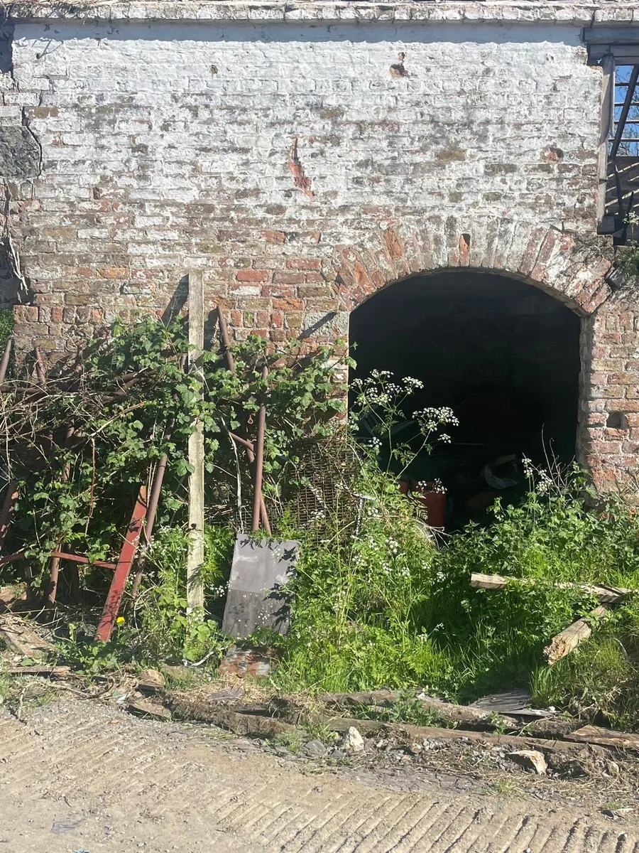 Old Barn Brick + Stone - Image 2