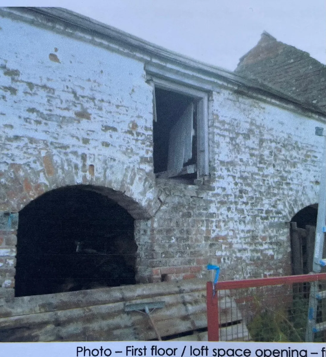 Old Barn Brick + Stone - Image 1