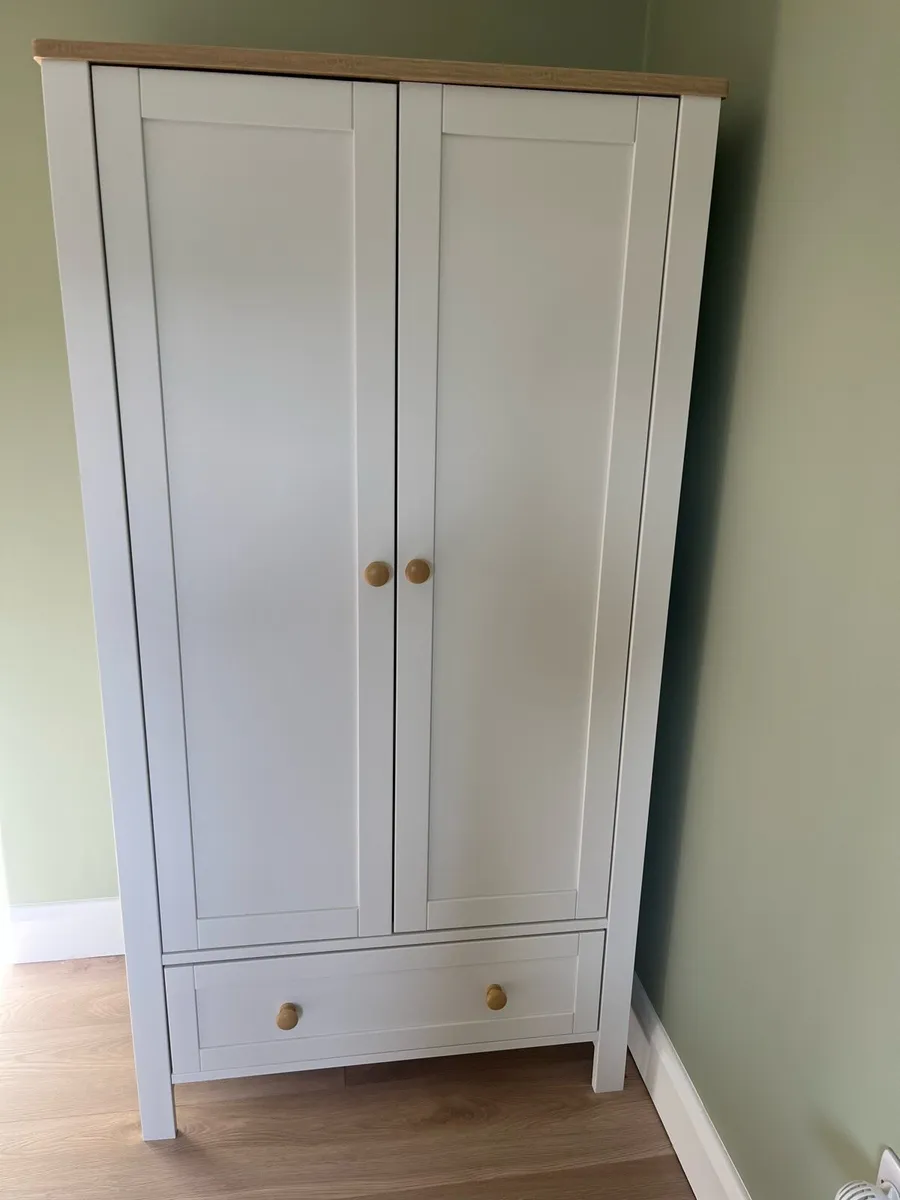 Wardrobe - Image 2