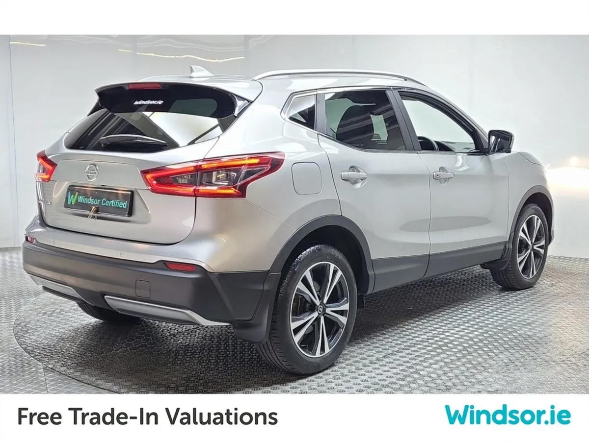 Nissan QASHQAI 1.3 PET SV Premium DCT - Image 3