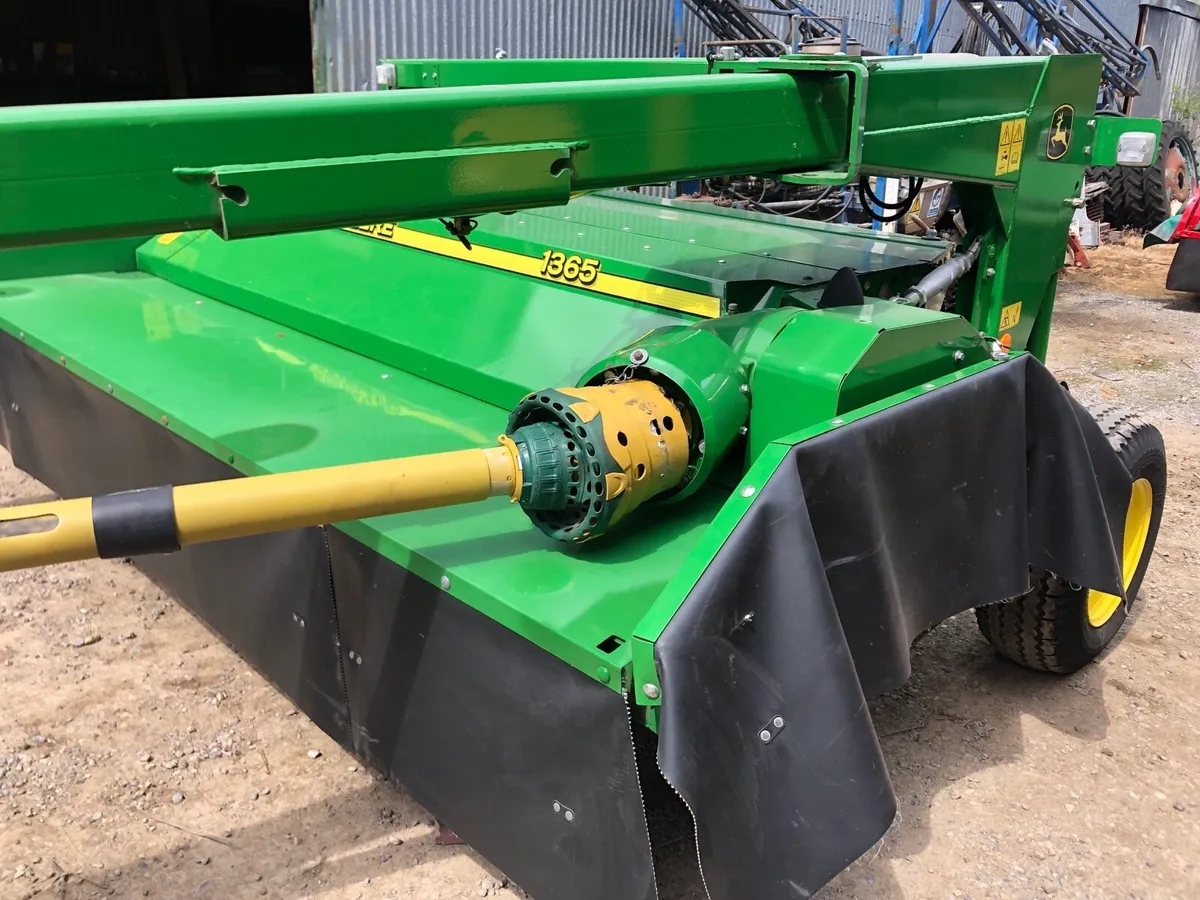 John Deere 1365.     2018 - Image 3