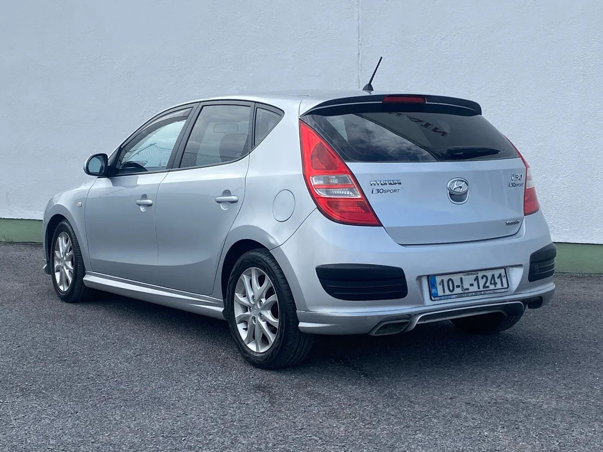 Hyundai i30 1.6D NCT 12-25 - Image 3