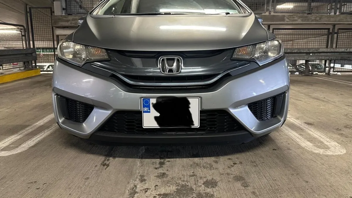 Car - Image 1