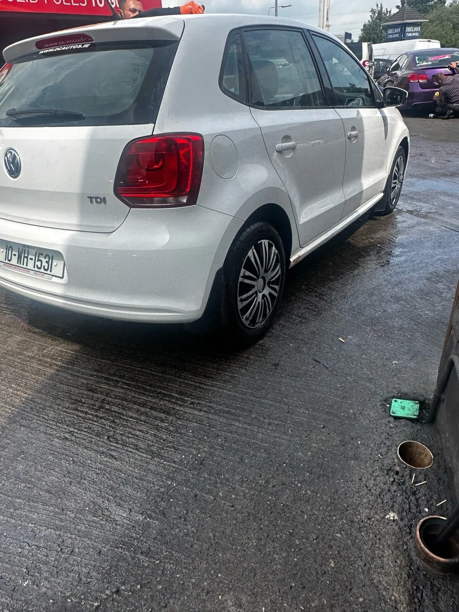 10 VW POLO Diesel - Image 2