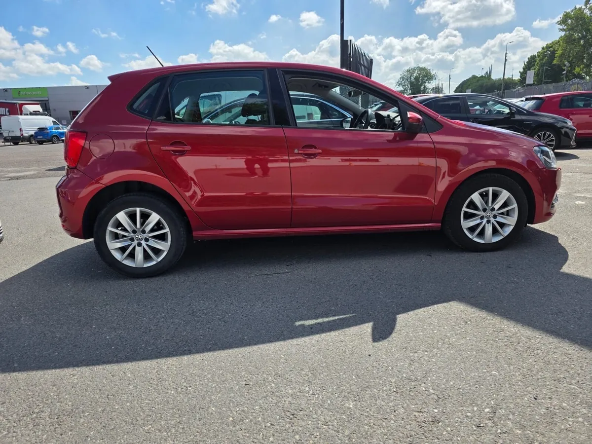 Volkswagen Polo 1.2 Auto Low mileage - Image 3