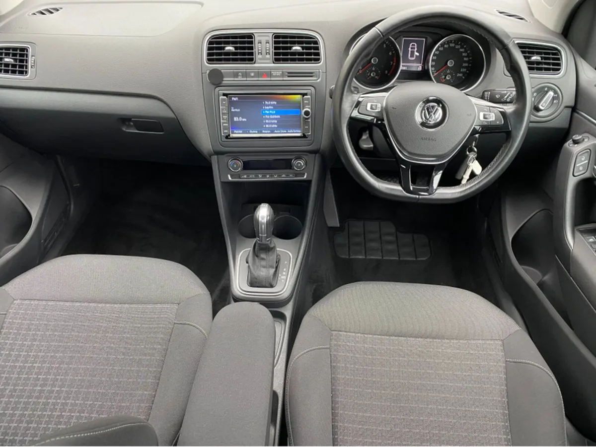 Volkswagen Polo 1.2 Auto Low mileage - Image 4