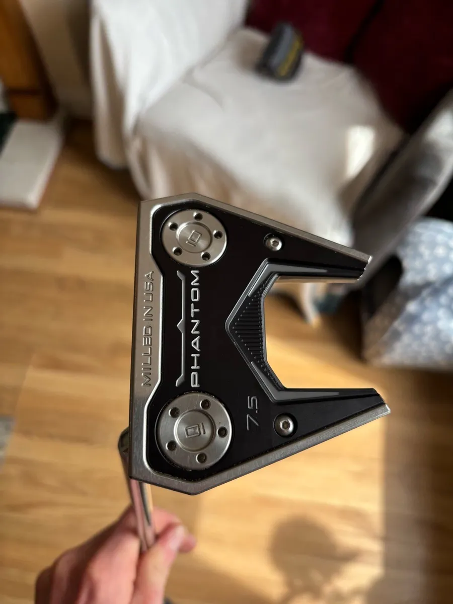 Left Hand Scotty Cameron Phantom 7.5 Putter - Image 1