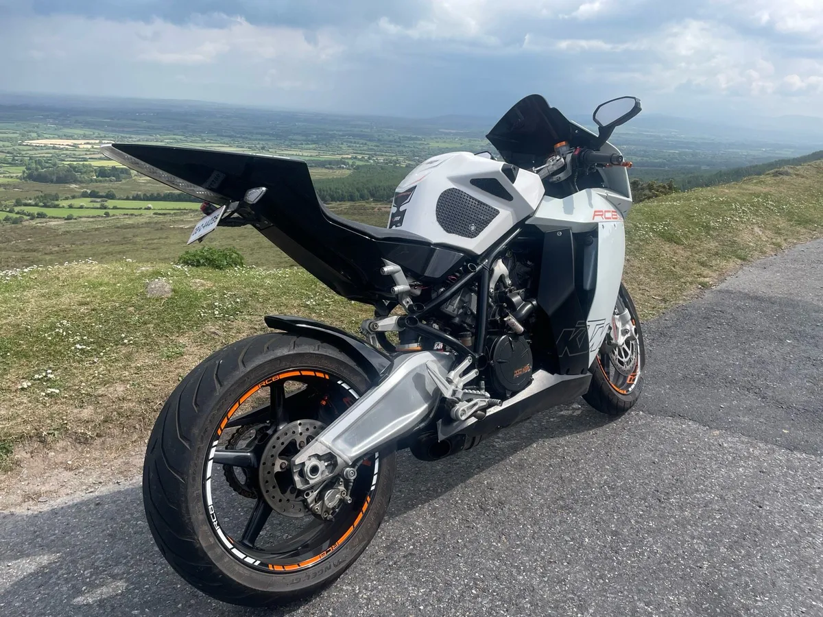 KTM RC8 - Image 2