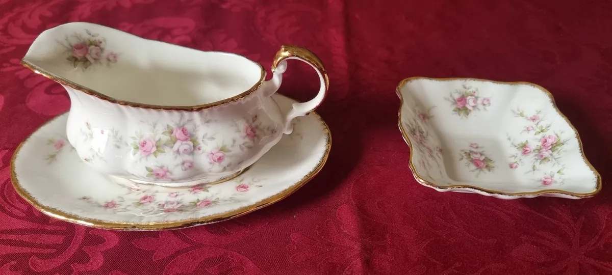 3 Pc. Royal Albert Victoriana Rose Gravy Boat Set - Image 3
