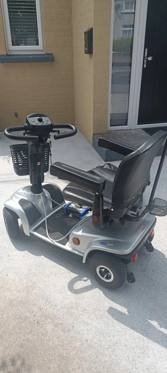 Electric mobility scooter. - Image 2