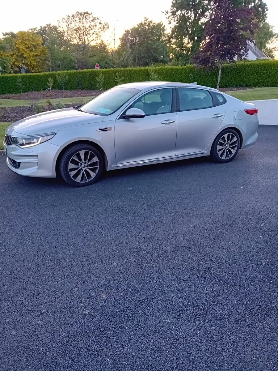 Kia Optima 2018 - Image 2