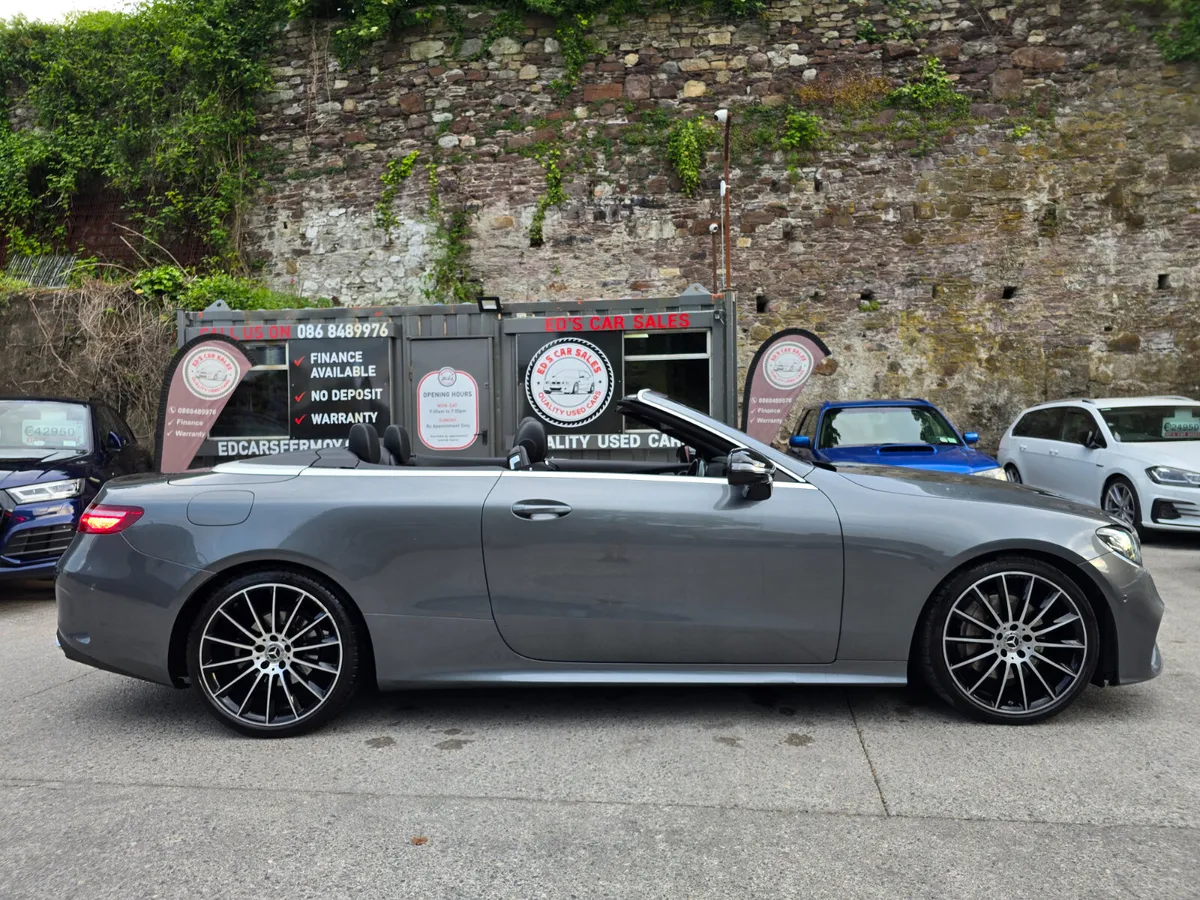 Mercedes-Benz E220 AMG Line Convertible 2018 - Image 3