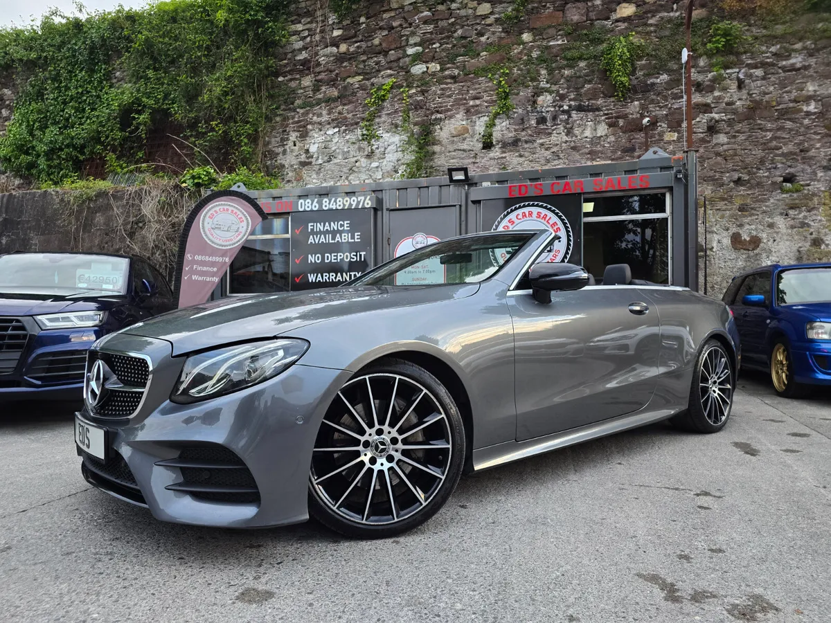 Mercedes-Benz E220 AMG Line Convertible 2018 - Image 4