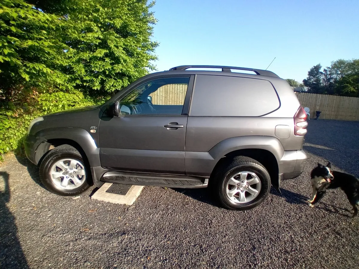 Toyota Land Cruiser 2006 - Image 2