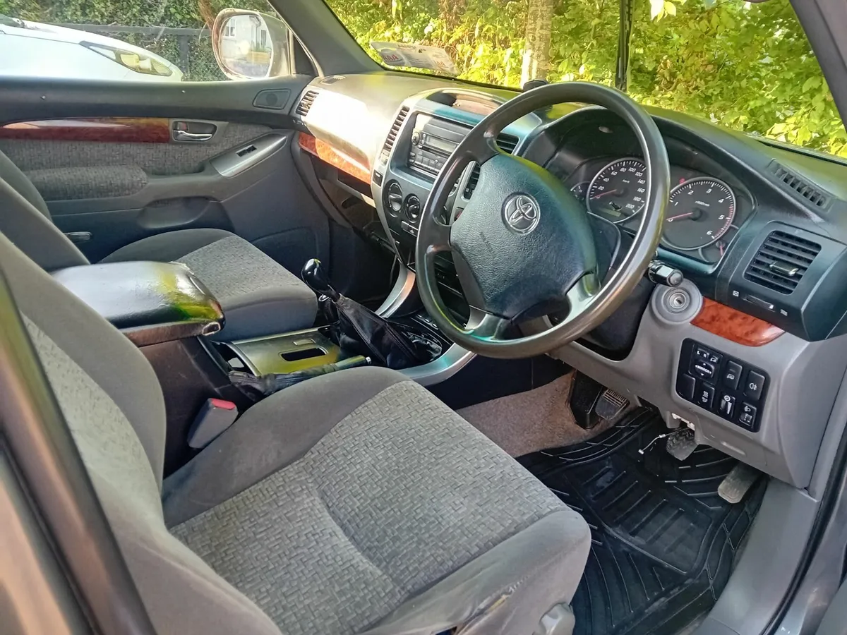 Toyota Land Cruiser 2006 - Image 4
