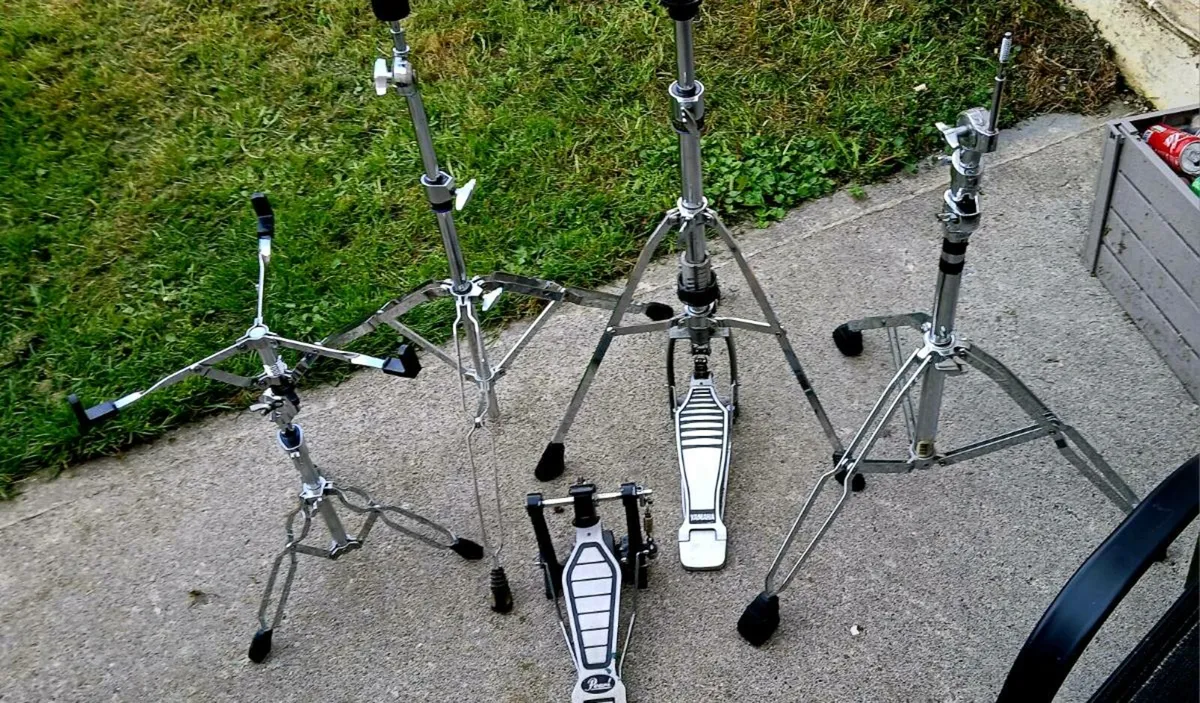 Drum hardware set - Image 1