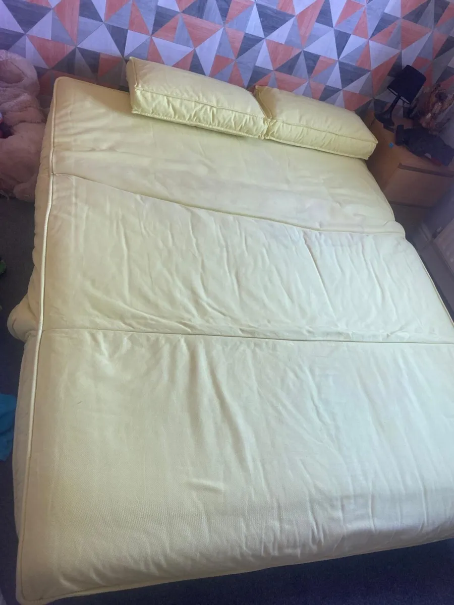 Pull out bed - Image 2