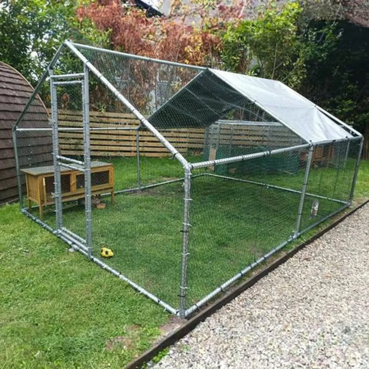 Hen Run With a Free Cover 4m x 3m x 2m – 13ft x 10 - Image 1