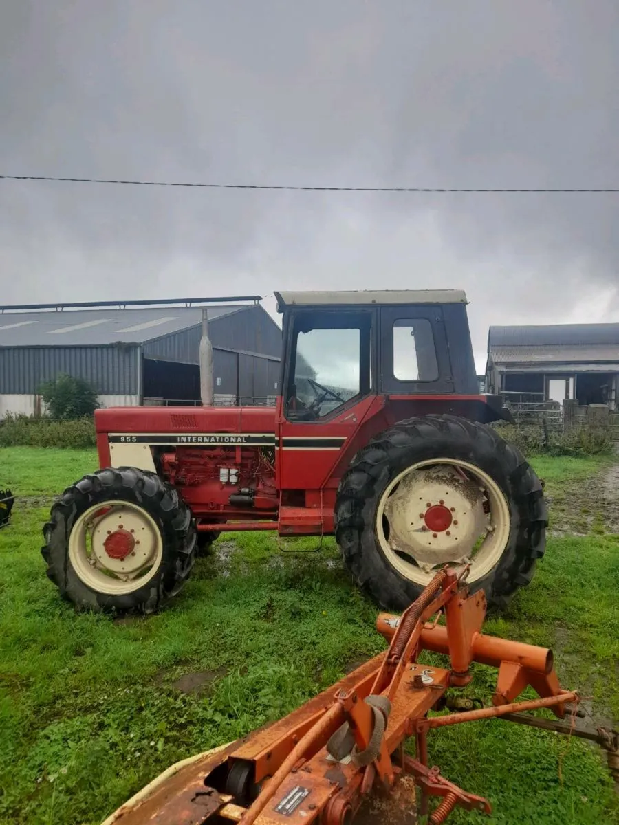 Tractor - Image 2