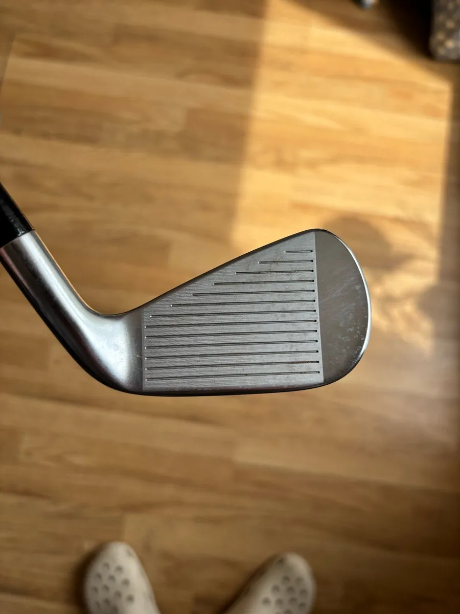 Left Hand Srixon ZX 18deg 2 Driving Iron - Image 2