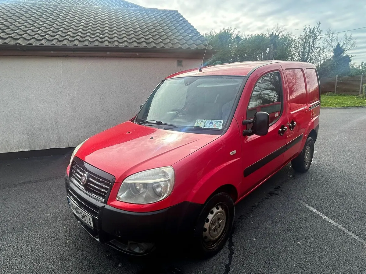 Fiat doblo 2009 drives perfect - Image 1