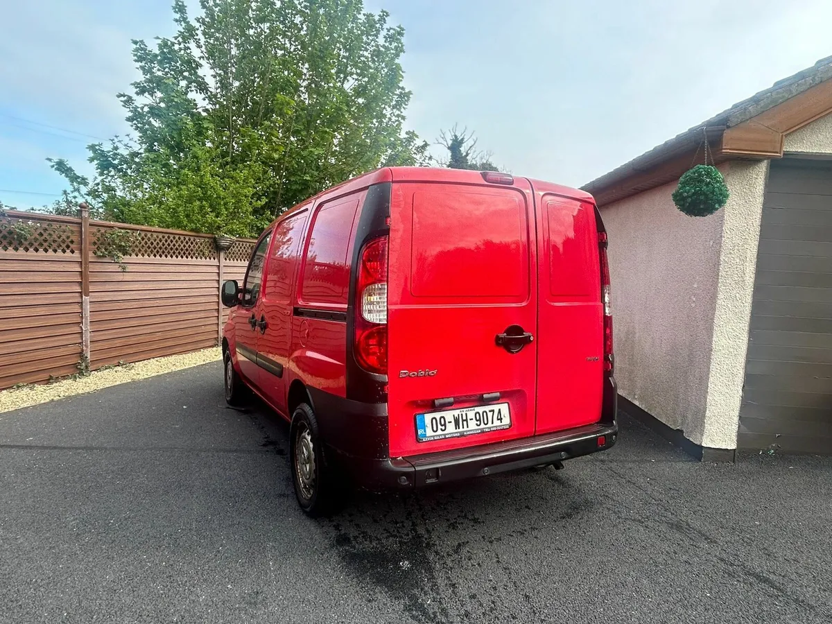 Fiat doblo 2009 drives perfect - Image 4
