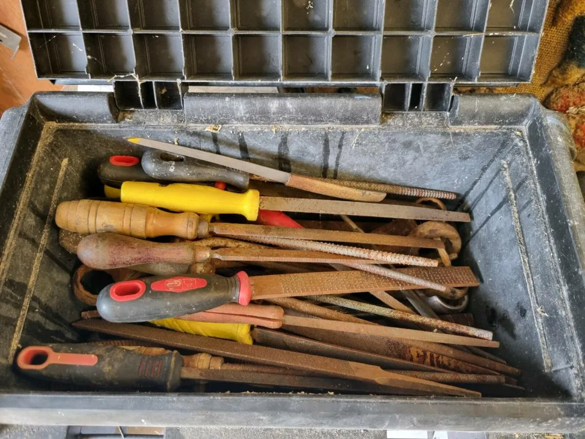 Large amount of old spanners - Image 1
