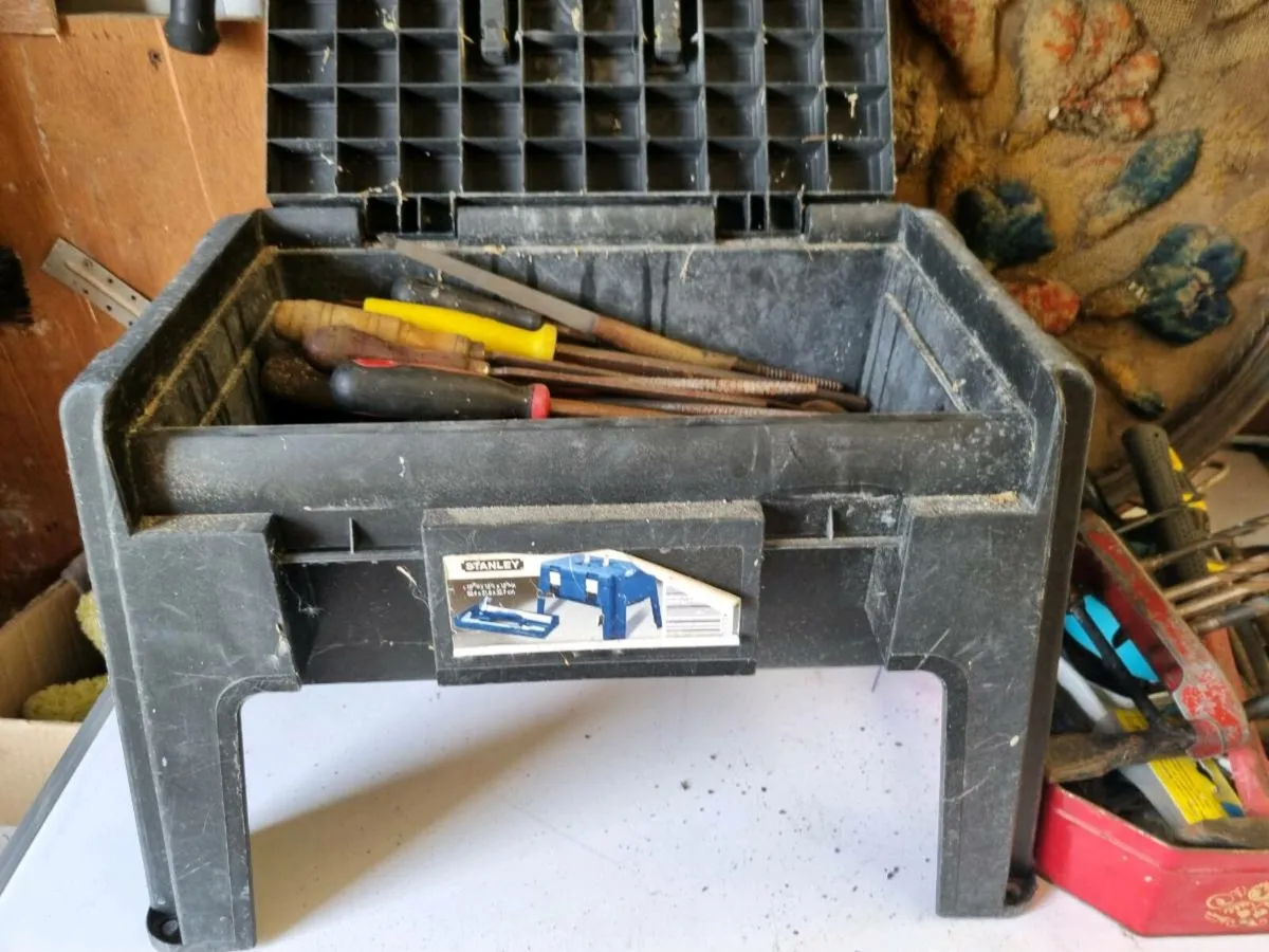 Large amount of old spanners - Image 2