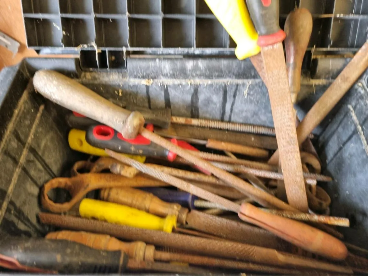 Large amount of old spanners - Image 3