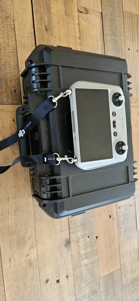 Dji Mavic 3 Drone - Image 4
