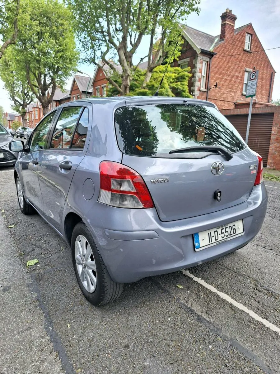 Toyota yaris - Image 4