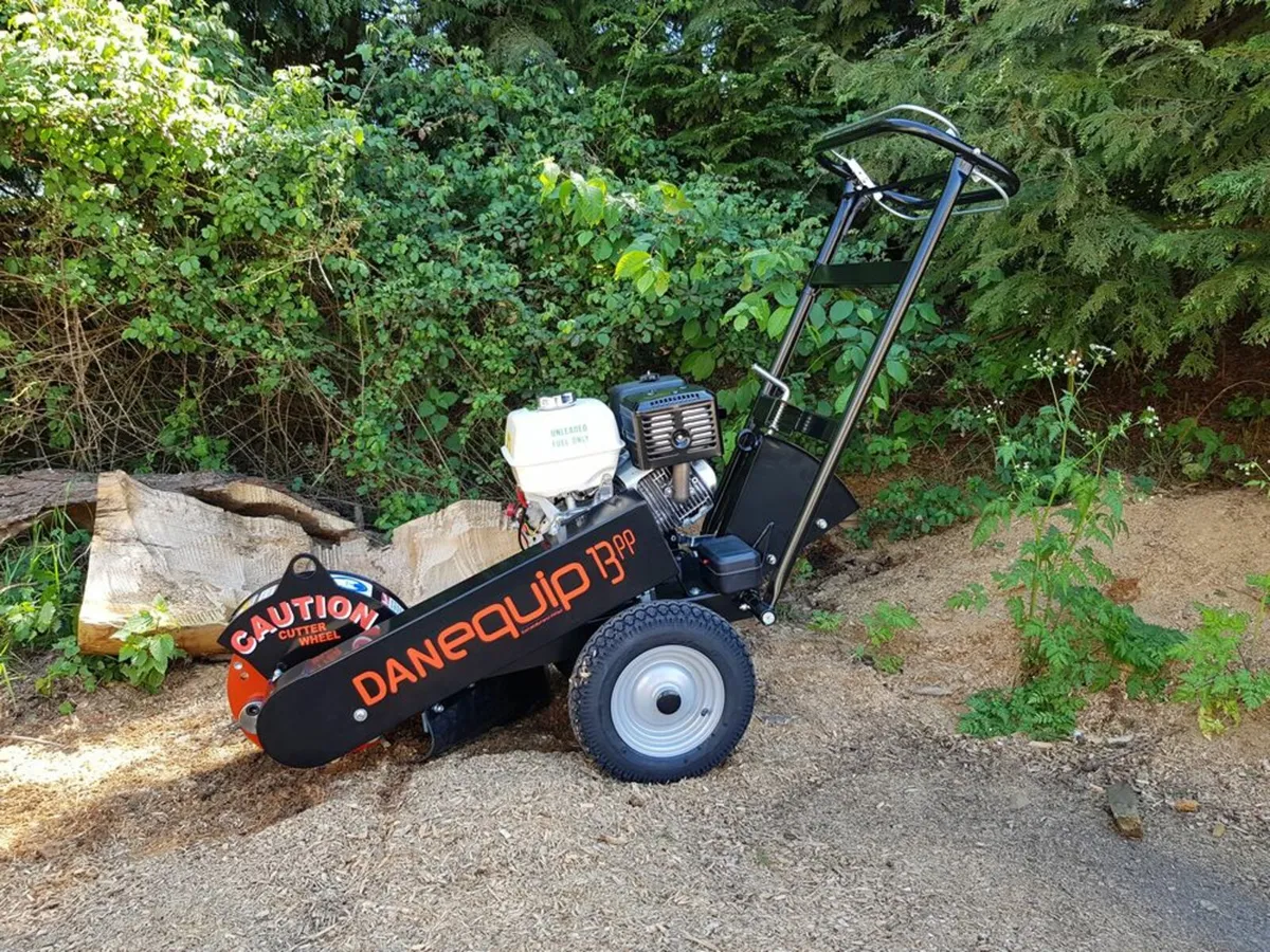 13hp Stump Grinder - Image 1