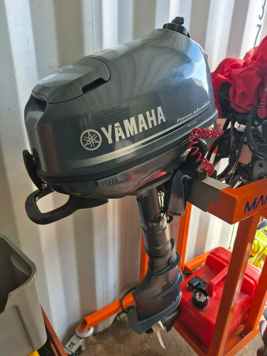 Outboard boat engines - Image 4