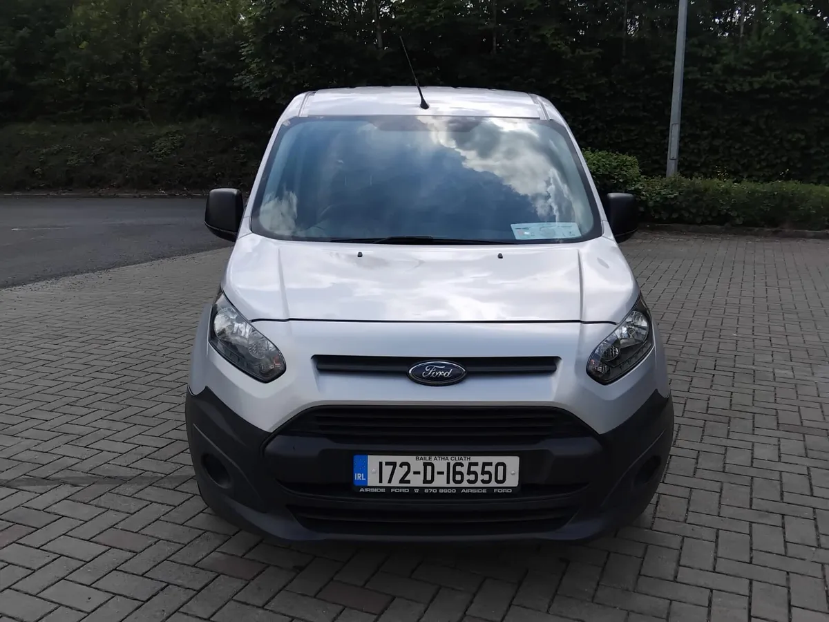 Ford Transit Connect  2017 3 Seats Long Wheel Base - Image 2