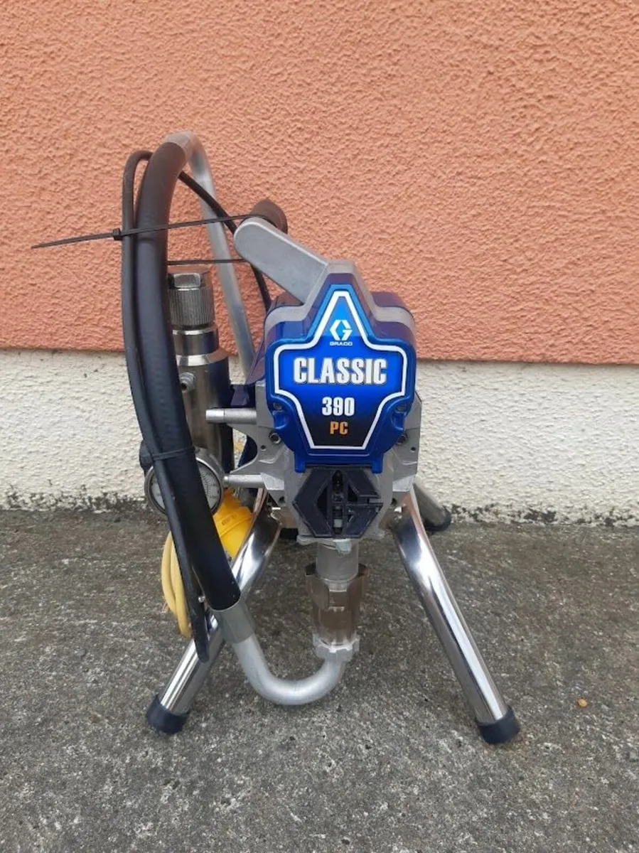 Airless paint sprayer - Image 1