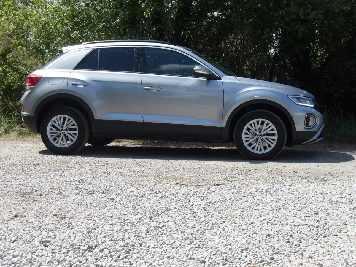 Volkswagen T-Roc 2.0 TDI 116HP Life - Image 1